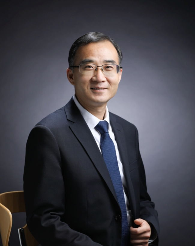 李彬